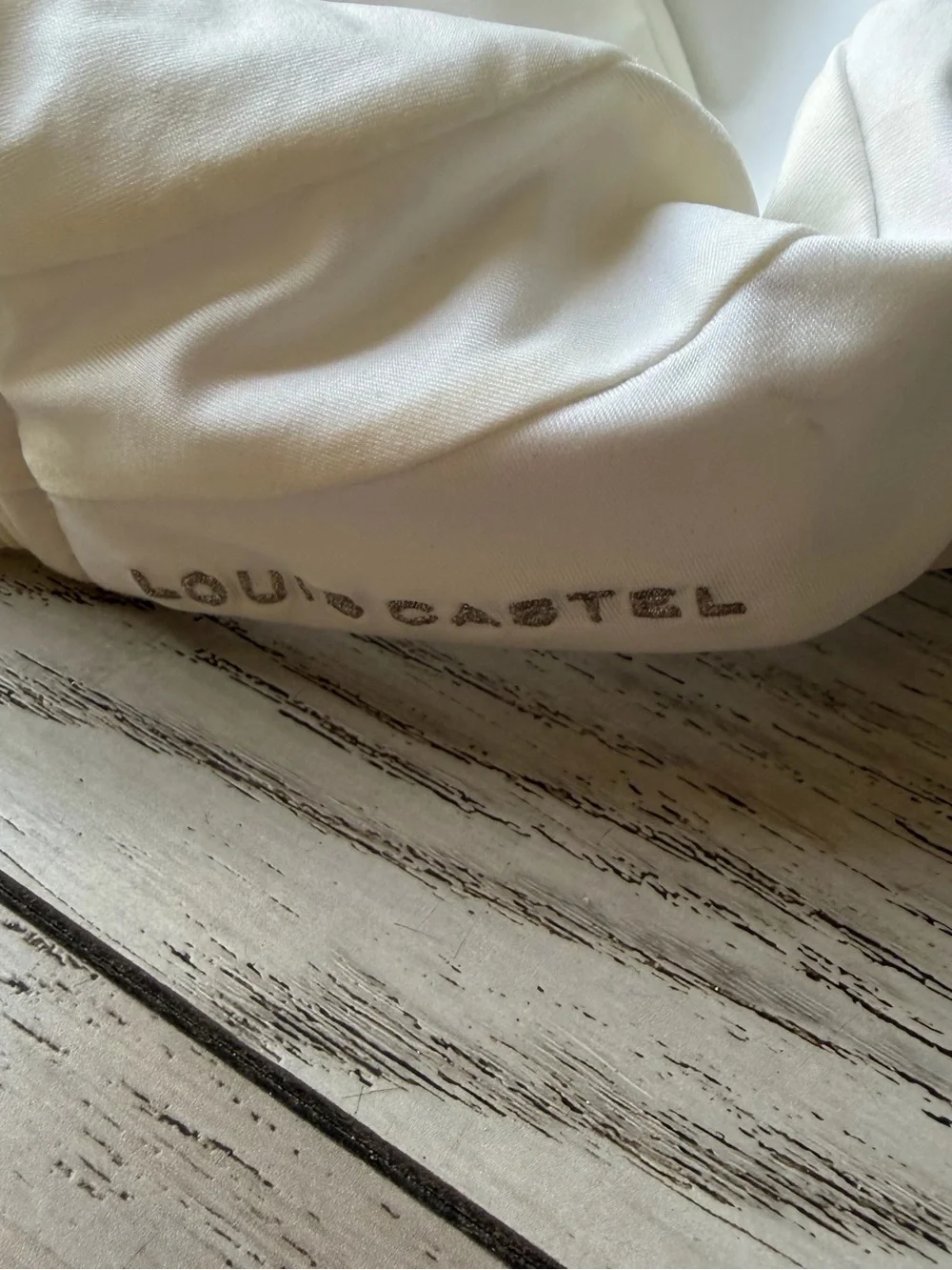 Louis Castel Women’s White Crown Detail Cap